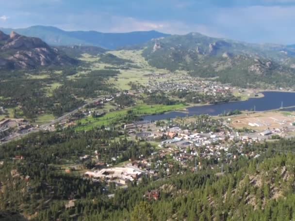 Estes Park Mountain Valley De um ângulo alto — Vídeo de Stock